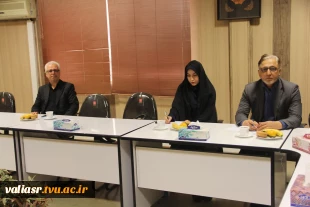 بازدید دکتر مهدی دهمرده معاون پژوهش فناوری و نوآوری و اقتصاد دانش بنیان شورای عالی انقلاب فرهنگی به همراه دکتر مهرداد احمدی ، معاون پژوهش و فناوری دانشگاه ملی مهارت از دانشکده ولی عصر(عج) 6