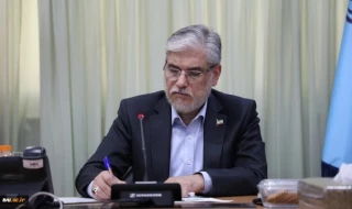 وزیر علوم در پیام ۱۶ آذر:
امروز ایران بیش از هر زمان نیازمند دانش، حکمت، اخلاق علمی و مشارکت اجتماعی دانشگاهیان است