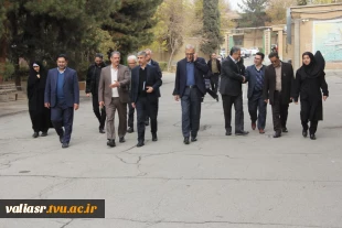 روایت تصویری از گرامیداشت روز دانشجو همزمان با هفته پژوهش با حضور جناب آقای دکتر مهدی دهمرده و جناب آقای دکتر غلامرضا زمانی 9