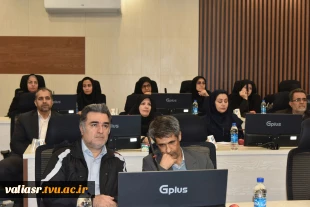 با حضور رئیس دانشگاه و جمعی از اساتید و نخبگان دانشگاهی
نشست هم‌اندیشی نقش دانشگاه در تحقق ایران قوی برگزار شد 3