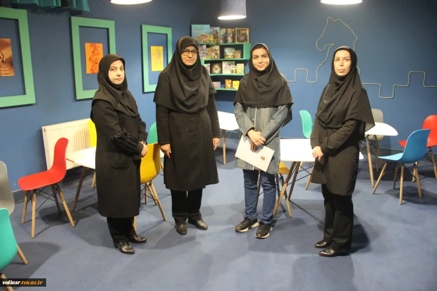 تقدیر از خانم دکتر هانیه رحمتی به مناسبت هفته ورزش و تربیت بدنی 3