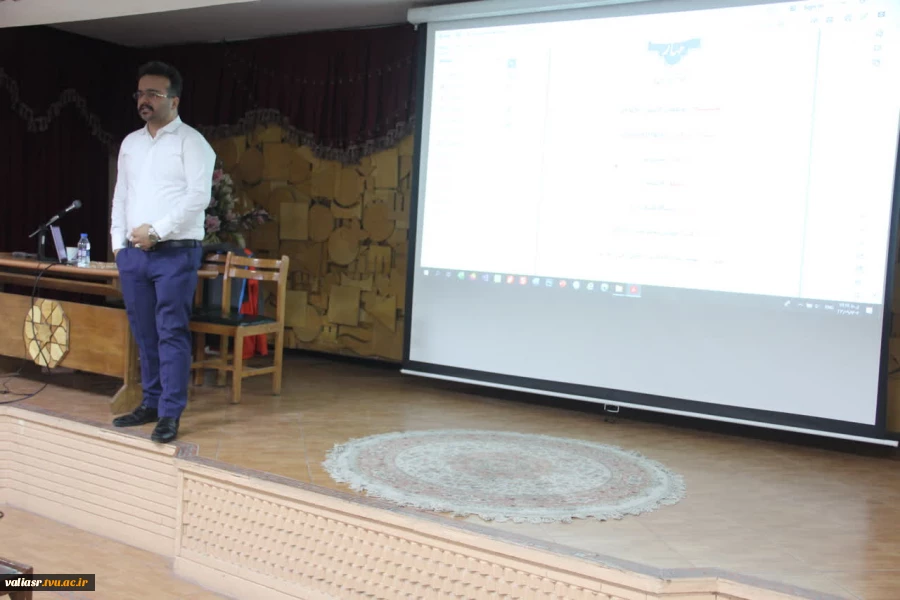 سمینار"مدیریت انرژی های تجدیدپذیر با رویکرد اینترنت اشیا، " در دانشکده ولی عصر(عج) برگزار شد 2