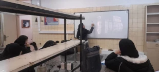 کارگاه " محلول سازی " ویژه دانشجویان رشته صنایع شیمیایی در دانشکده ولی عصر(عج) برگزار شد 2