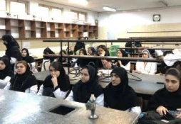 کارگاه " محلول سازی " ویژه دانشجویان رشته صنایع شیمیایی در دانشکده ولی عصر(عج) برگزار شد 2