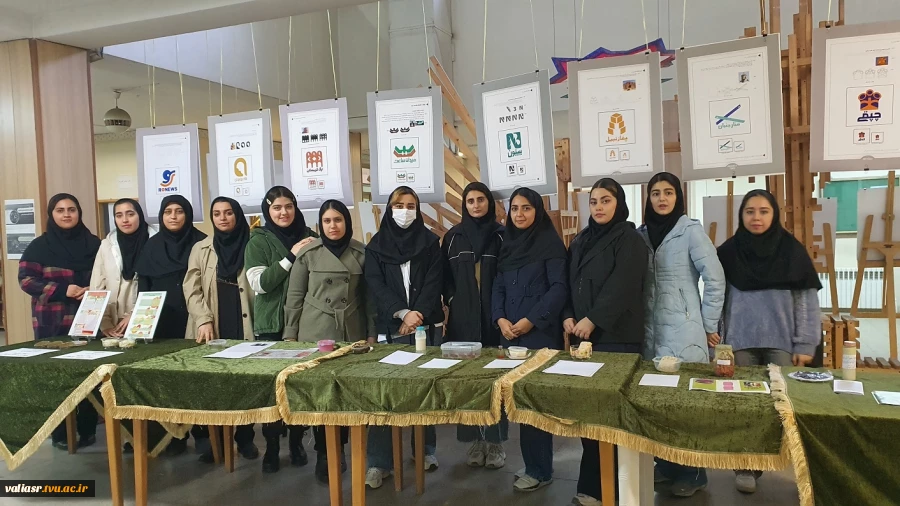 برگزاری نمایشگاه آثار پژوهشی و محصولات تولیدی  گروه صنایع غذایی در ساختمان آموزش دانشکده ولی عصر (عج) 3