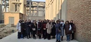 بازدید دانشجویان رشته معماری دانشکده ولی عصر(عج) از کارخانه سیمان ری 2