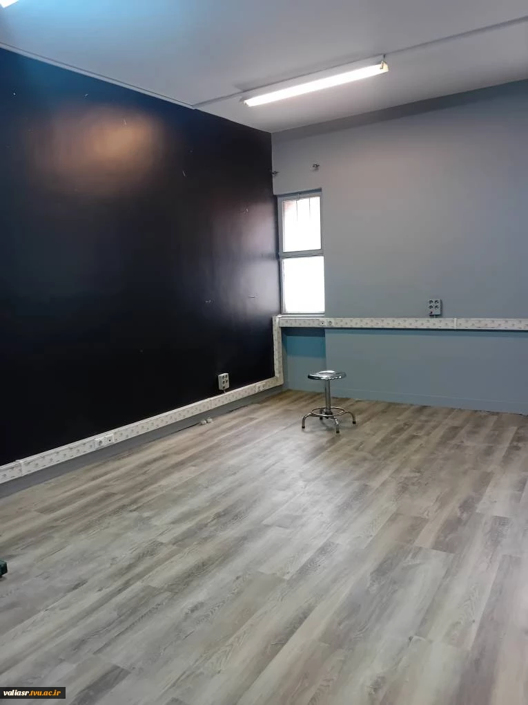 رنگ آمیزی و تجهیز دفتر مشاوره و کارگاه عکاسی دانشکده ولی عصر(عج) توسط خیر حامی دانشگاه 5