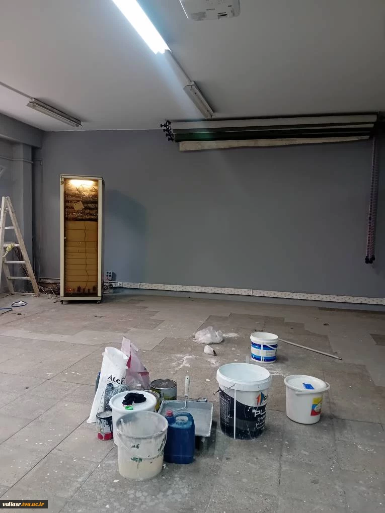 رنگ آمیزی و تجهیز دفتر مشاوره و کارگاه عکاسی دانشکده ولی عصر(عج) توسط خیر حامی دانشگاه 6