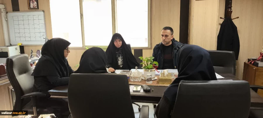 جلسه انتخاب کارمند نمونه 5