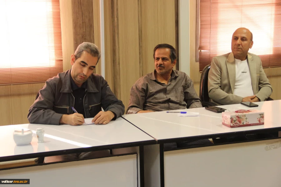 برگزاری جلسه آموزشی تخصصی  HSE ویژه کارکنان واحد پشتیبانی در دانشکده ملی مهارت ولی عصر (عج) 2