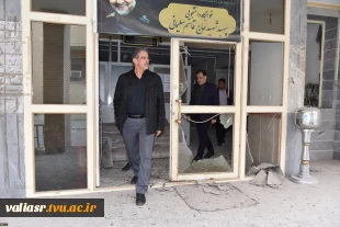 بازدید رئیس دانشگاه ملی مهارت از ساختمان‌های آسیب دیده دانشکده ولی عصر(عج) 2