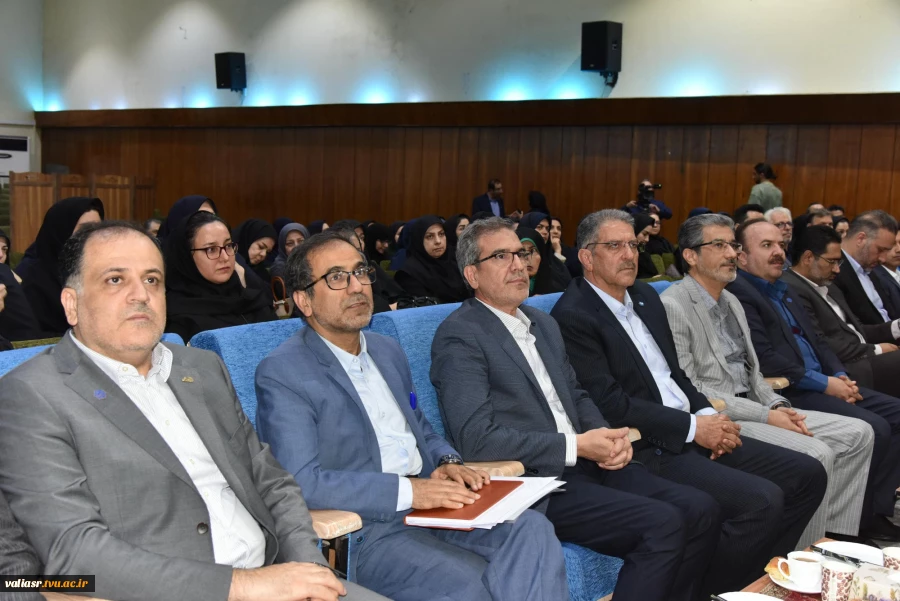 کسب عنوان استاد سرآمد در جشنواره سرآمدی آموزش دانشگاه ملی مهارت استان تهران توسط مهندس مهرداد سلامی از اعضای هیات علمی دانشکده ولی عصر(عج) 15