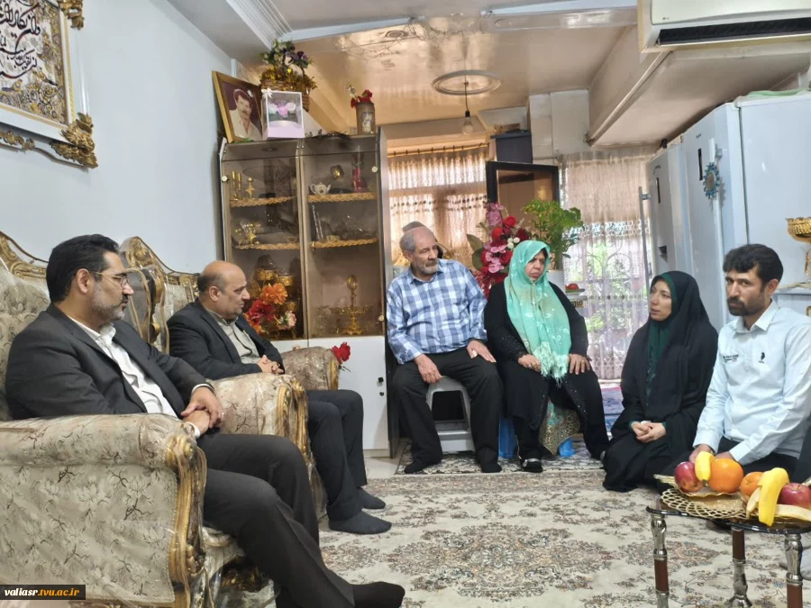 دیدار با همسر و خانواده شهید محمد سیدآبادی 10