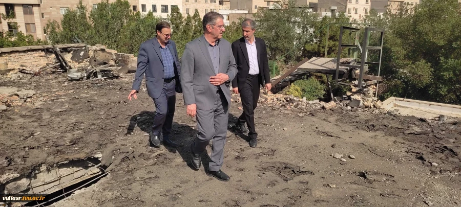 بازدید رئیس دانشگاه ملی مهارت و مدیران ستادی از فضاهای آسیب‌دیده جنگ سوم تحمیلی دانشکده ملی مهارت ولی عصر(عج) 11