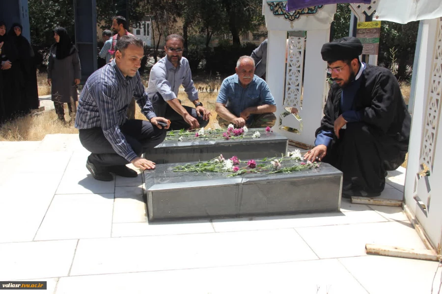 برگزاری مراسم یادبود شهدا در جوار شهدای خوشنام دانشکده ولی عصر(عج) 7