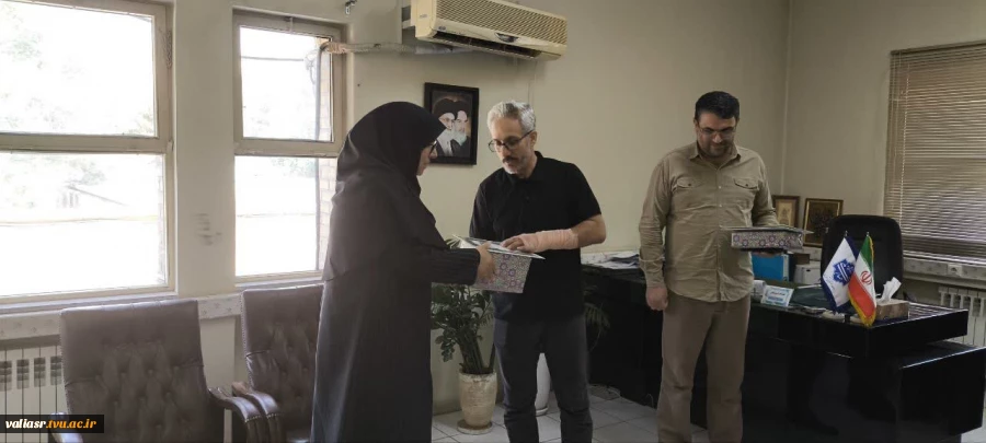 برگزاری مراسم تقدیر از خادمین قرآنی د ر دانشکده ملی مهارت ولی عصر (عج) 3