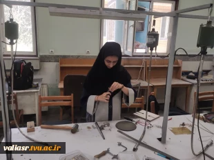 برگزاری کلاسهای عملی رشته طلا و جواهر در دانشکده ملی مهارت ولی عصر (عج) 3