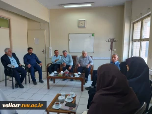 برگزاری جلسه ریاست با نیروهای نگهبانی و انتظامات دانشکده ولی عصر(عج) 4