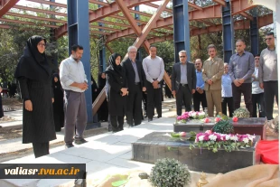 برگزاری مراسم تجدید میثاق دانشگاهیان دانشکده ولی عصر (عج) با آرمان‌های امام راحل و قائد شهید امت و شهدای خوشنام دانشکده 7